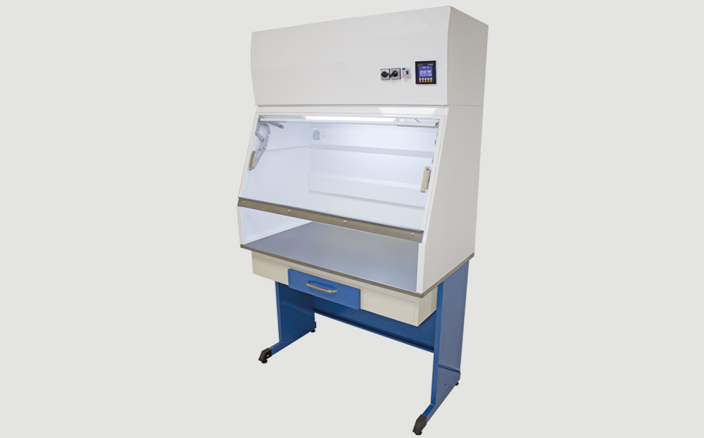 What should we pay attention to when choosing devices in the dental laboratory?